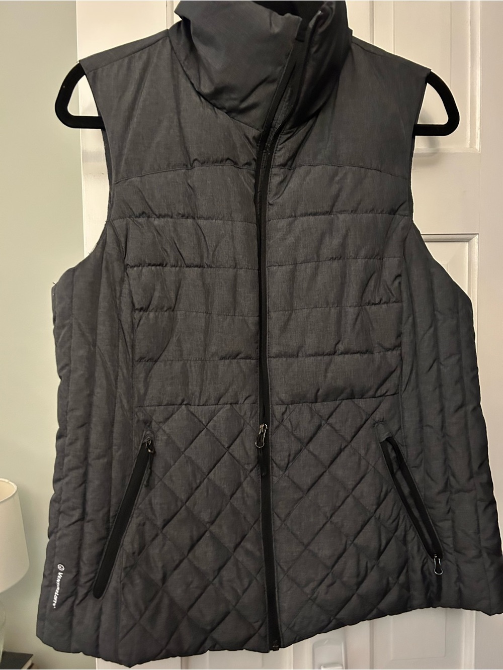 Old Navy Quilted Sleeveless Puffer Vest - Charcoal Gray